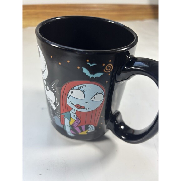 due to PoshM's policies cannot take down a listing within two months been bought - Picture 3 of 10